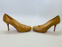 Load image into Gallery viewer, Christian Louboutin Camel Prorata 90 Pump Size 39 1/2