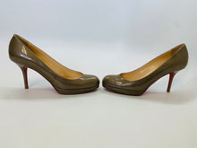 Load image into Gallery viewer, Christian Louboutin Taupe Prorata 90 Pump Size 39 1/2