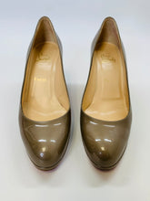 Load image into Gallery viewer, Christian Louboutin Taupe Prorata 90 Pump Size 39 1/2