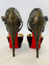 Load image into Gallery viewer, Christian Louboutin N 299 150 Peep Toe Platform Size 35 1/2