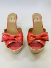 Load image into Gallery viewer, Valentino Garavani Coral Espadrille Slide Size 39