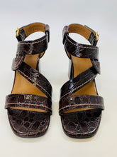 Load image into Gallery viewer, Chloe Brown Candice Sandals Size 37