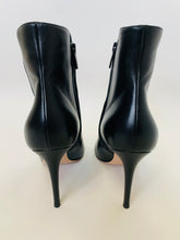 Load image into Gallery viewer, Gianvito Rossi Levy Black 95mm Boot Size 41