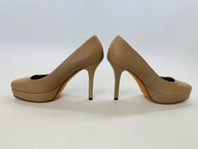 Load image into Gallery viewer, Gucci Tile Square Toe Platform Pump Size 36 1/2