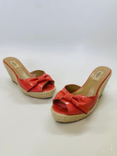 Load image into Gallery viewer, Valentino Garavani Coral Espadrille Slide Size 39
