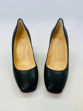 Load image into Gallery viewer, Christian Louboutin Donna Stud Spikes Pump Size 39