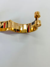 Load image into Gallery viewer, Hermès Charniere  L Bolduc Au Carr Bracelet Size M