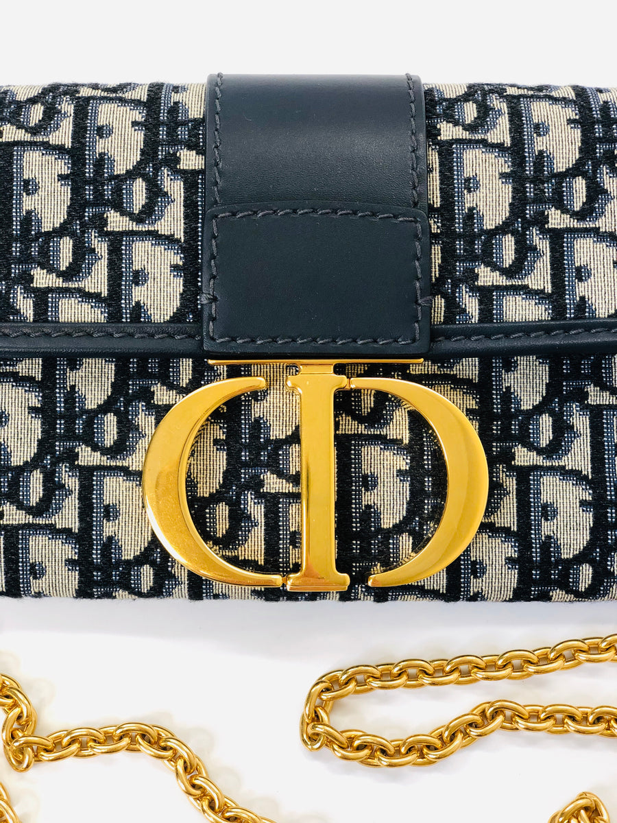 30 Montaigne Chain Bag Blue Dior Oblique Jacquard