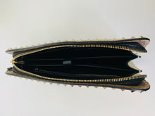 Load image into Gallery viewer, Valentino Garavani Large Rockstud Clutch