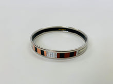 Load image into Gallery viewer, Hermès Sellier Printed Enamel Bangle Size 65