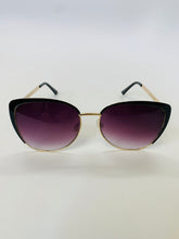 Load image into Gallery viewer, O by Oscar de la Renta Sunglasses