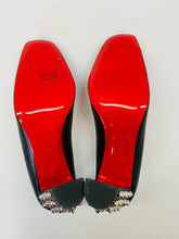 Load image into Gallery viewer, Christian Louboutin Donna Stud Spikes Pump Size 39