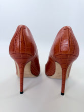Load image into Gallery viewer, Jimmy Choo Abel Orange Leather Pumps Size 37