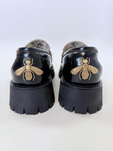 Load image into Gallery viewer, Gucci Harald Horsebit Platform Bee Loafer Size 38 1/2