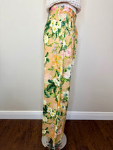 Load image into Gallery viewer, Cara Cara Ginger Root Floral Soho Pant Sizes 4 and 8