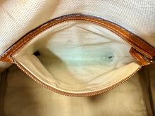 Load image into Gallery viewer, Gucci Vintage Web Stripe Boston Bag With Strap