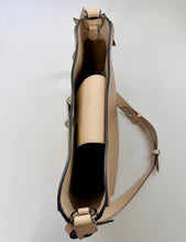 Load image into Gallery viewer, Louis Vuitton Monogram Very Hobo MM Bag
