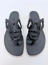 Load image into Gallery viewer, Hermès Noir Egerie Chaine d’ Ancre Sandal Size 39