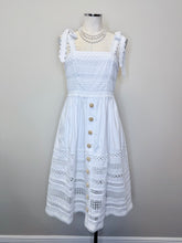 Load image into Gallery viewer, Cara Cara White Nidhi Dress Size S
