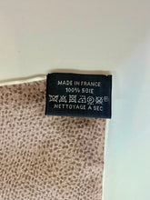 Load image into Gallery viewer, Hermès Projets Carres 140 CM Shawl