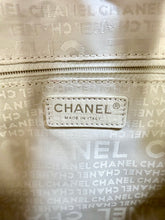 Load image into Gallery viewer, CHANEL Pink CC Ultimate Soft Hobo Bag