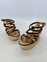 Load image into Gallery viewer, Louis Vuitton Bronze Leather and Raffia Platform Wedges Size 37 1/2