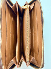 Load image into Gallery viewer, Louis Vuitton Monogram Canvas Zippy Wallet