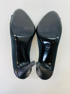 CHANEL Black CC and Chain Pumps Size 39 1/2