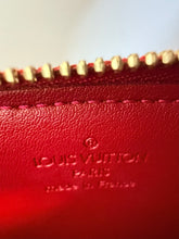 Load image into Gallery viewer, Louis Vuitton Red Monogram Vernis Lexington Pochette