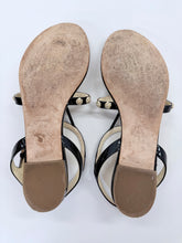 Load image into Gallery viewer, CHANEL Black Patent Leather CC And Camellia Flat Thong Sandals Size 39 1/2
