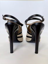 Load image into Gallery viewer, Hermès Natural and Black Rafaella Sandal Size 39 1/2