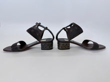 Load image into Gallery viewer, Valentino Garavani Chocolate Leather Hammered Metal Sandals Size 38