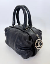 Load image into Gallery viewer, CHANEL CC Zipper Pull Black Stitched Grained Calfskin Bowling Bag