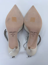 Load image into Gallery viewer, Jimmy Choo Ivory Crystal Saeda 100 Pump Size 39