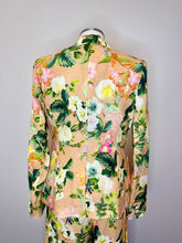 Load image into Gallery viewer, Cara Cara Ginger Root Floral Ross Blazer Sizes 8 and 10