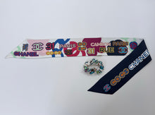 Load image into Gallery viewer, CHANEL 31 Rue Cambon Hair Accessory Twilly