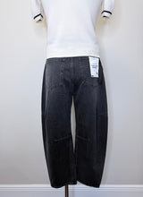 Load image into Gallery viewer, Rag &amp; Bone The Charlie Barrel Leg Jean Sizes 25, 26, 27, 28 and 30