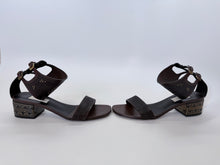 Load image into Gallery viewer, Valentino Garavani Chocolate Leather Hammered Metal Sandals Size 38