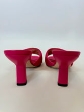 Load image into Gallery viewer, Gucci Pink GG Marmont Slides Size 37 1/2