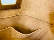 Load image into Gallery viewer, Louis Vuitton Arizona Beige On My Side MM Bag