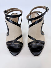 Load image into Gallery viewer, Hermès Natural and Black Rafaella Sandal Size 39 1/2