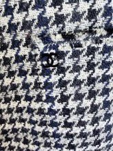 Load image into Gallery viewer, CHANEL Black and Ivory Houndstooth Fringe Finish Jacket Size 38