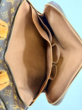Load image into Gallery viewer, Louis Vuitton Monogram Canvas Icare Bag