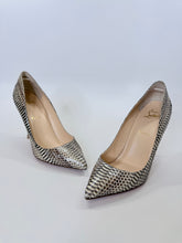 Load image into Gallery viewer, Christian Louboutin So Kate Ivory and Brown Python Pump Size 39 1/2
