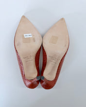 Load image into Gallery viewer, Jimmy Choo Abel Orange Leather Pumps Size 37