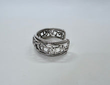 Load image into Gallery viewer, David Yurman Quatrefoil Pave Diamond Cuff