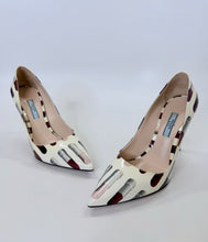Load image into Gallery viewer, Prada Ivory Lipstick Print Patent Leather Pump Size 37