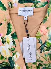 Load image into Gallery viewer, Cara Cara Ginger Root Floral Ross Blazer Sizes 8 and 10