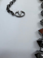 Load image into Gallery viewer, Valentino Garavani Rockstud and Man Made Pearl Necklace