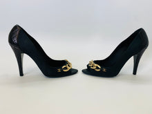 Load image into Gallery viewer, CHANEL Black CC and Chain Pumps Size 39 1/2